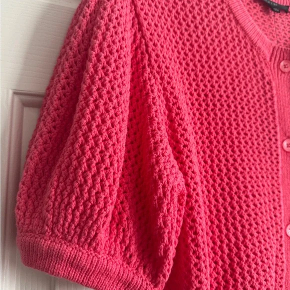 New TOCCIN Hot Pink Knit Sweater. Size: L - Picture 7 of 11